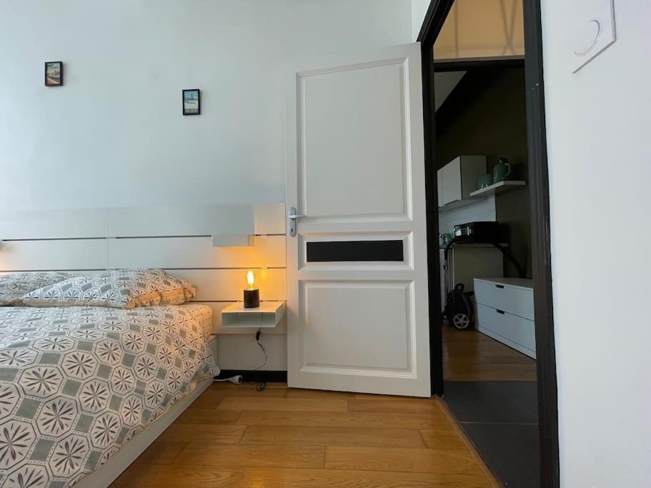 L'Appartement Tomey Avec Parking 卡尔卡松 外观 照片