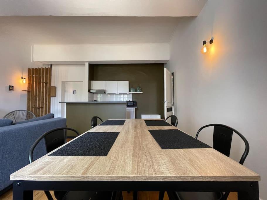 L'Appartement Tomey Avec Parking 卡尔卡松 外观 照片