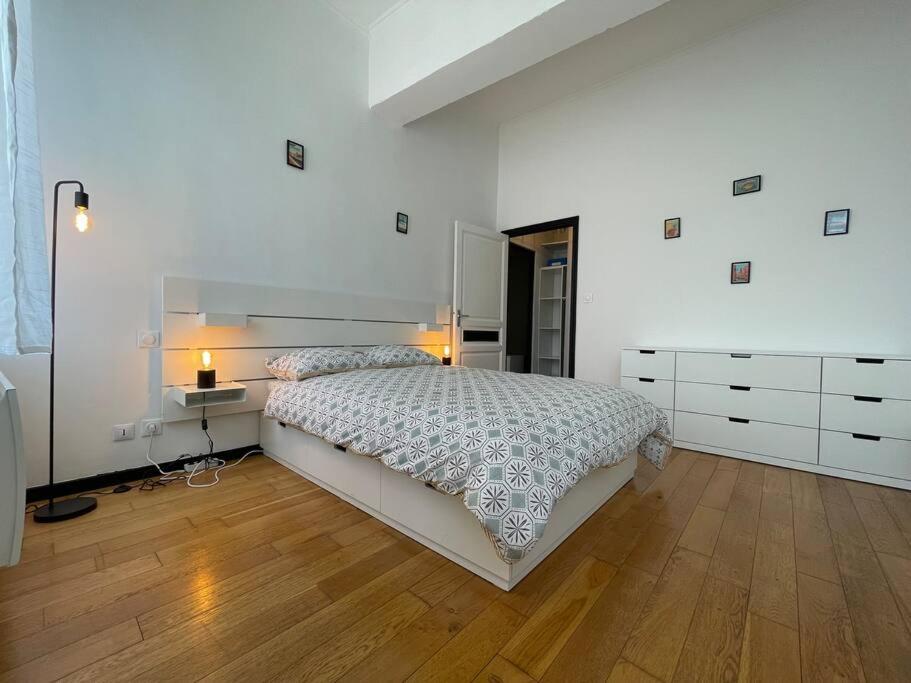 L'Appartement Tomey Avec Parking 卡尔卡松 外观 照片